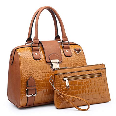 clearance handbags on shop hq.